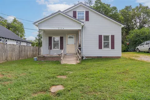 209 Sunset Ave, Glasgow, KY 42141