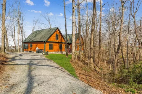 2100 Baileys Point Rd, Scottsville, KY 42164