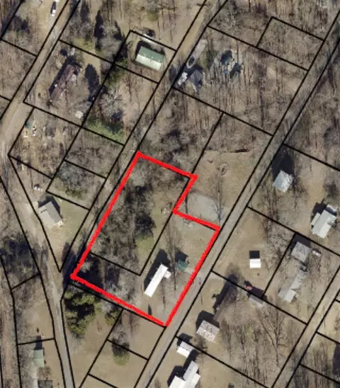 201 Barren Dr, Scottsville, KY 42164