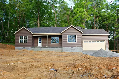 4606 Cemetary Rd, Scottsville, KY 42164
