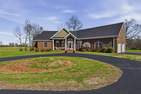 154 Eric Young Rd, Morgantown, KY 42261