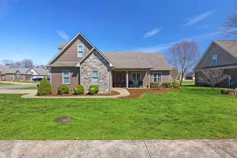 215 Mcglocklin Way, Bowling Green, KY 42101