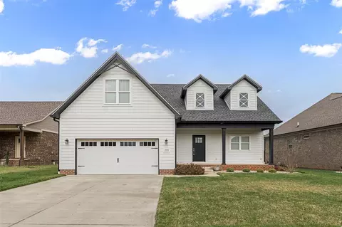550 Kempton Ln, Bowling Green, KY 42104