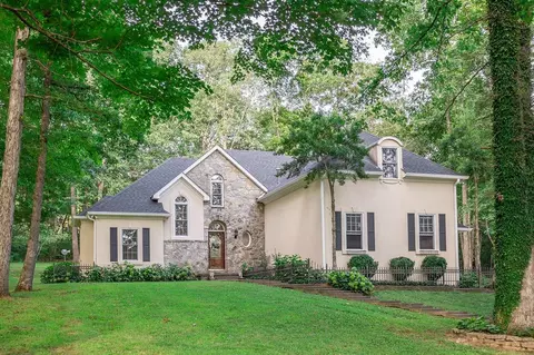 600 W W J Jackson Rd, Rockfield, KY 42274
