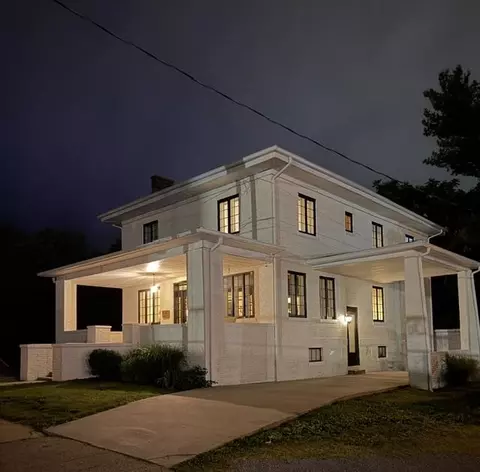 308 E Broad St, Central City, KY 42330