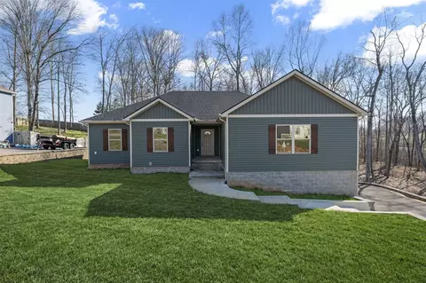 83 Vance Dr, Scottsville, KY 42164