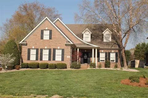 968 Threewood Cir, Bowling Green, KY 42103