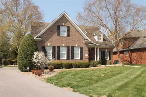 968 Threewood Cir, Bowling Green, KY 42103