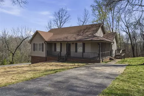 347 Marcrum Ln, Scottsville, KY 42164