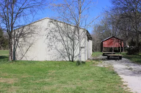820 Edwards Rd, Lewisburg, KY 42256