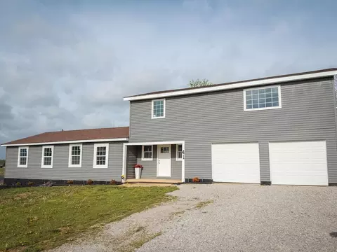 41 Park Dr, Beechmont, KY 42323