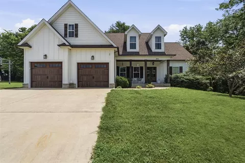 301 Mcintyre St, Bowling Green, KY 42101