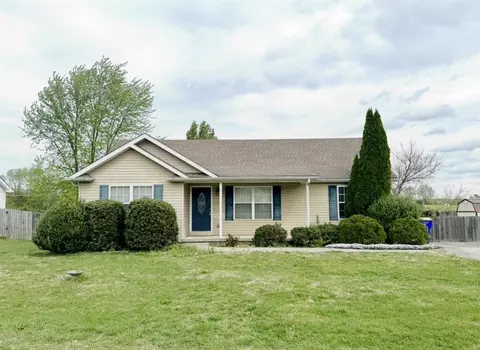 118 Apple Dr, Auburn, KY 42206