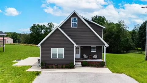 1175 Spencer Rd, Scottsville, KY 42164
