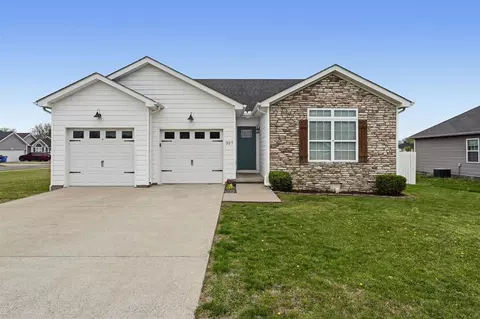 327 Maple Hill St, Bowling Green, KY 42101