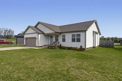3064 Laredo Dr, Bowling Green, KY 42101