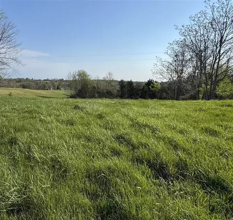 74 Ray Williams Rd, Scottsville, KY 42164