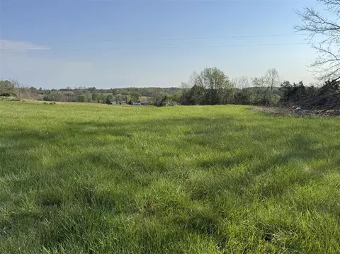 54 Ray Williams Rd, Scottsville, KY 42164