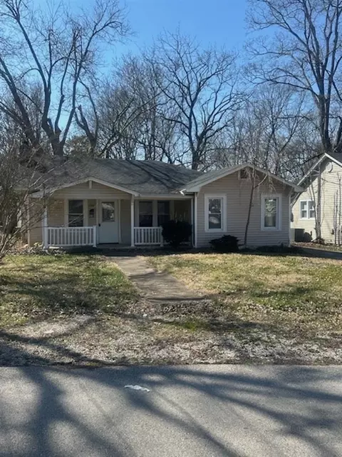 1311 E 13th St, Bowling Green, KY 42101