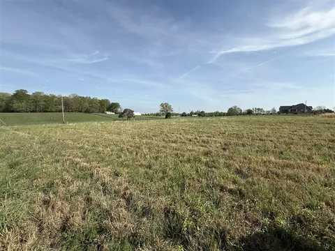 250 Spears Rd, Scottsville, KY 42164