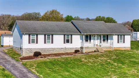 111 Porter Ct, Bowling Green, KY 42101