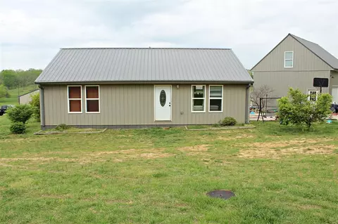 3164 Meador Port Oliver Rd, Scottsville, KY 42164