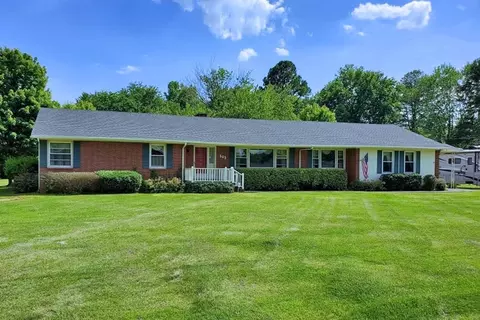 303 Austin Dr, Franklin, KY 42134