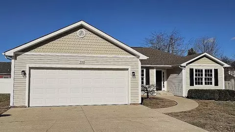 1010 Angelica St, Bowling Green, KY 42104