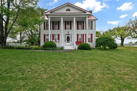 66 Carl Wade Rd, Greensburg, KY 42743