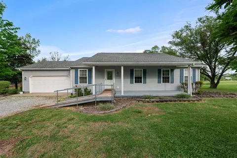 1936 Upper Iron Bridge Rd, Oakland, KY 42159