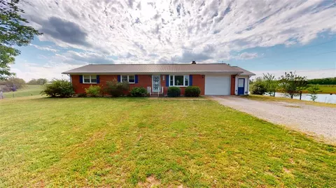 8095 Smiths Grove Scottsville Rd, Smiths Grove, KY 42171