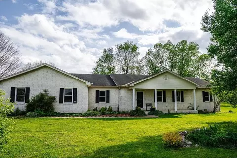 2065 Girkin Rd, Bowling Green, KY 42101