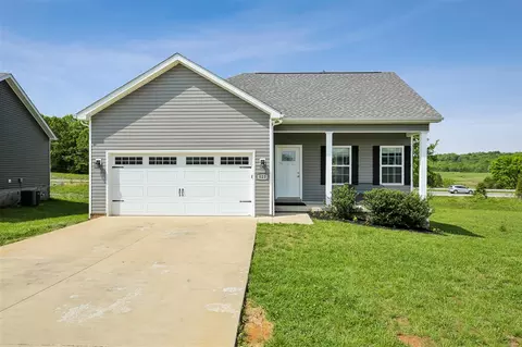 821 Sagittarius Ave, Bowling Green, KY 42101