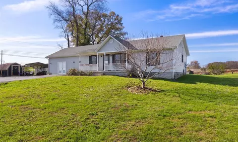 101 Porter Ct, Bowling Green, KY 42103
