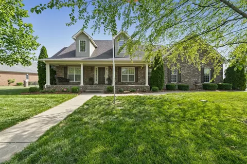 3520 Silver Sun Dr, Bowling Green, KY 42104
