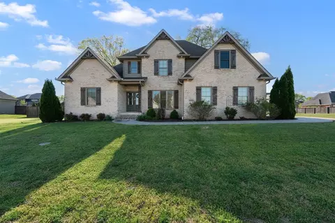 3249 S Glen Gables Blvd, Bowling Green, KY 42101