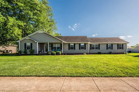 253 Red Maple St, Bowling Green, KY 42104