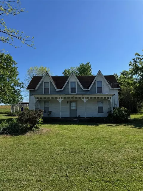8197 Highland Lick Rd, Lewisburg, KY 42256
