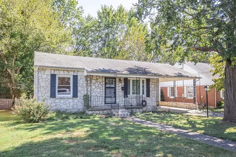 1608 Glendale Dr, Bowling Green, KY 42104