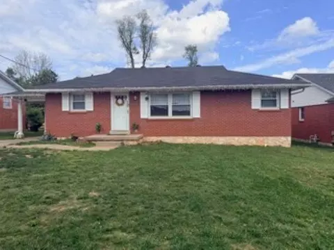 1220 Westmeade Dr, Bowling Green, KY 42101