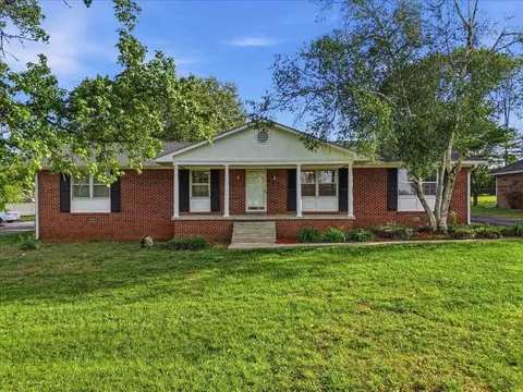 507 Meadowlawn Dr, Franklin, KY 42134