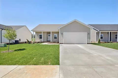 1359 Rhythm Ln, Bowling Green, KY 42101