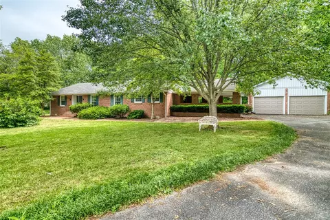 505 S College St, Franklin, KY 42134