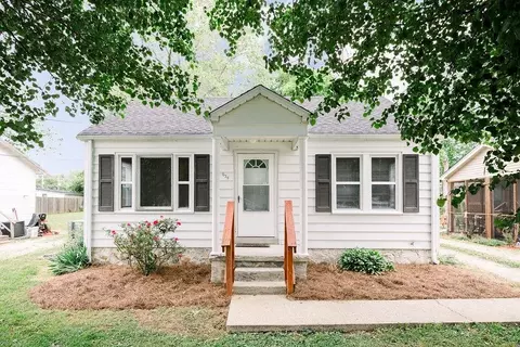 634 Mcelwain Ct, Bowling Green, KY 42101