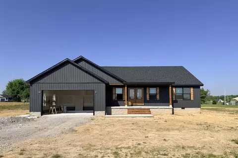 112 Fairfield Dr, Russellville, KY 42276