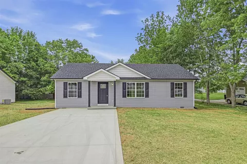274 Countryside Dr, Horse Cave, KY 42749