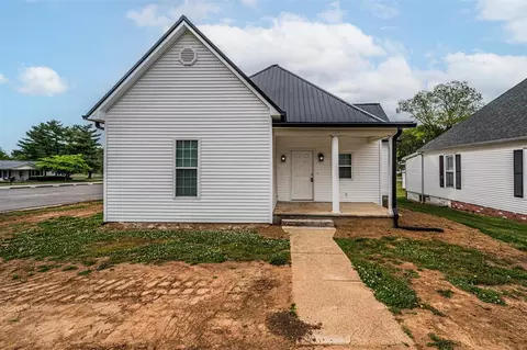 110 E Fifth St, Smiths Grove, KY 42171