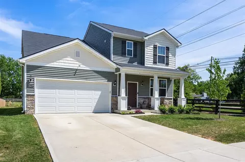 12047 Wooden Trace Dr, Louisville, KY 40229