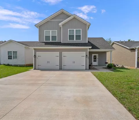 893 Mcfadin Station St, Bowling Green, KY 42103