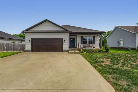 443 Cedar Run St, Bowling Green, KY 42101